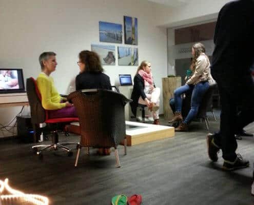 hohenschon.eu _034 Tag der offenen Tür Kunden im Gespräch